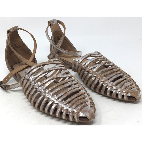 Seychelles Trinket Pewter Metallic Woven Strappy Leather Flats Women's Size 7 - Picture 2 of 7